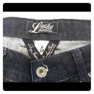 🍀 NWOT Lucky Brand Dark Denim Flare Jeans 🍀